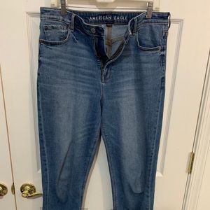 American eagle stretch mom jean